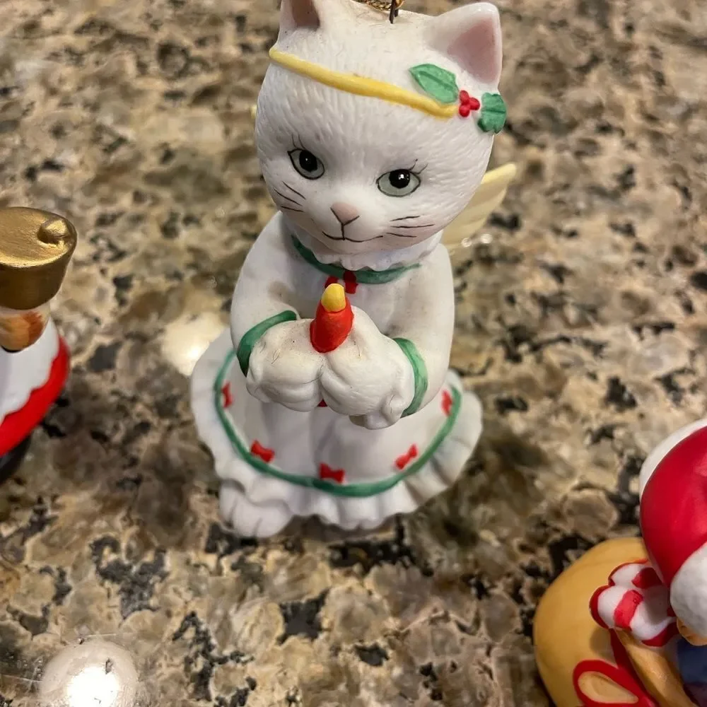 Sir Lanka Vintage Cat Ornaments and a 1981 Cat Porcelain Trinket Dish Ha…